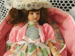 porc doll bag d